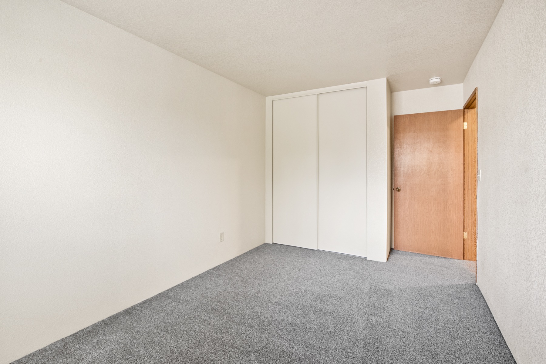Meadowrock Duplexes Apartments photo 2